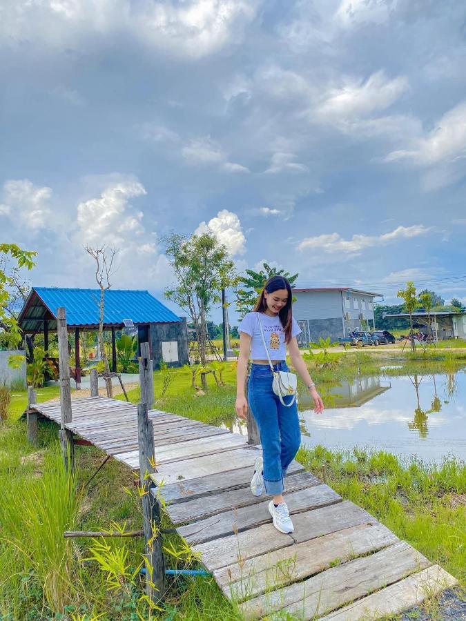Srihome ยายศรีโฮมแอนแคมป์ปิ้ง Ban Don Tum Екстер'єр фото
