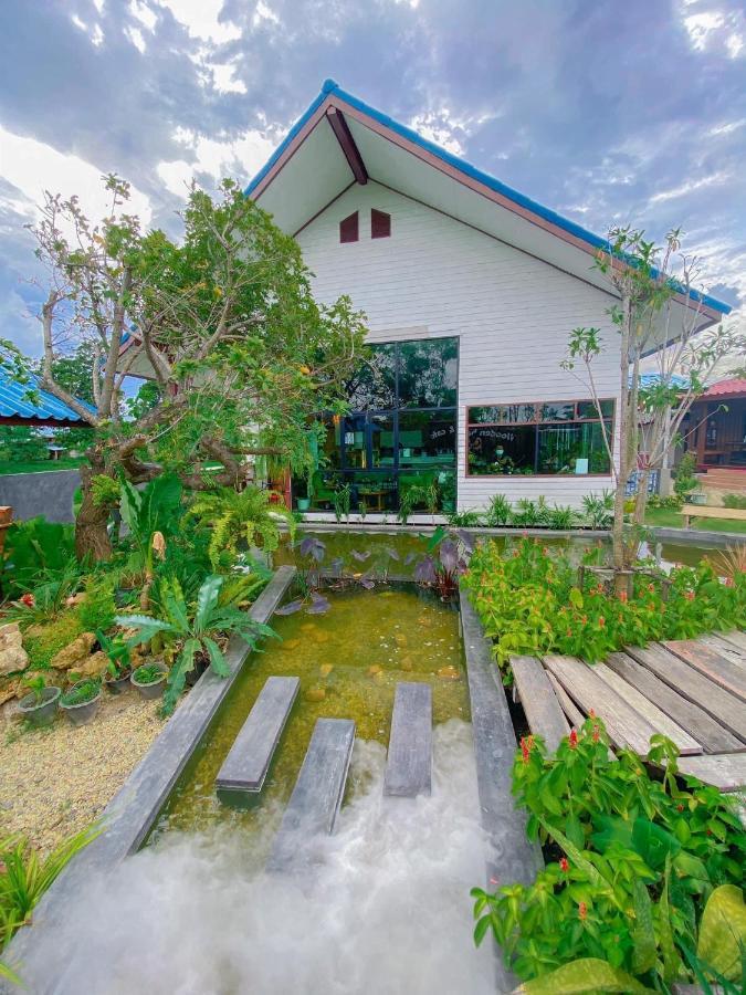 Srihome ยายศรีโฮมแอนแคมป์ปิ้ง Ban Don Tum Екстер'єр фото
